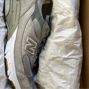 New balance 993 grey.